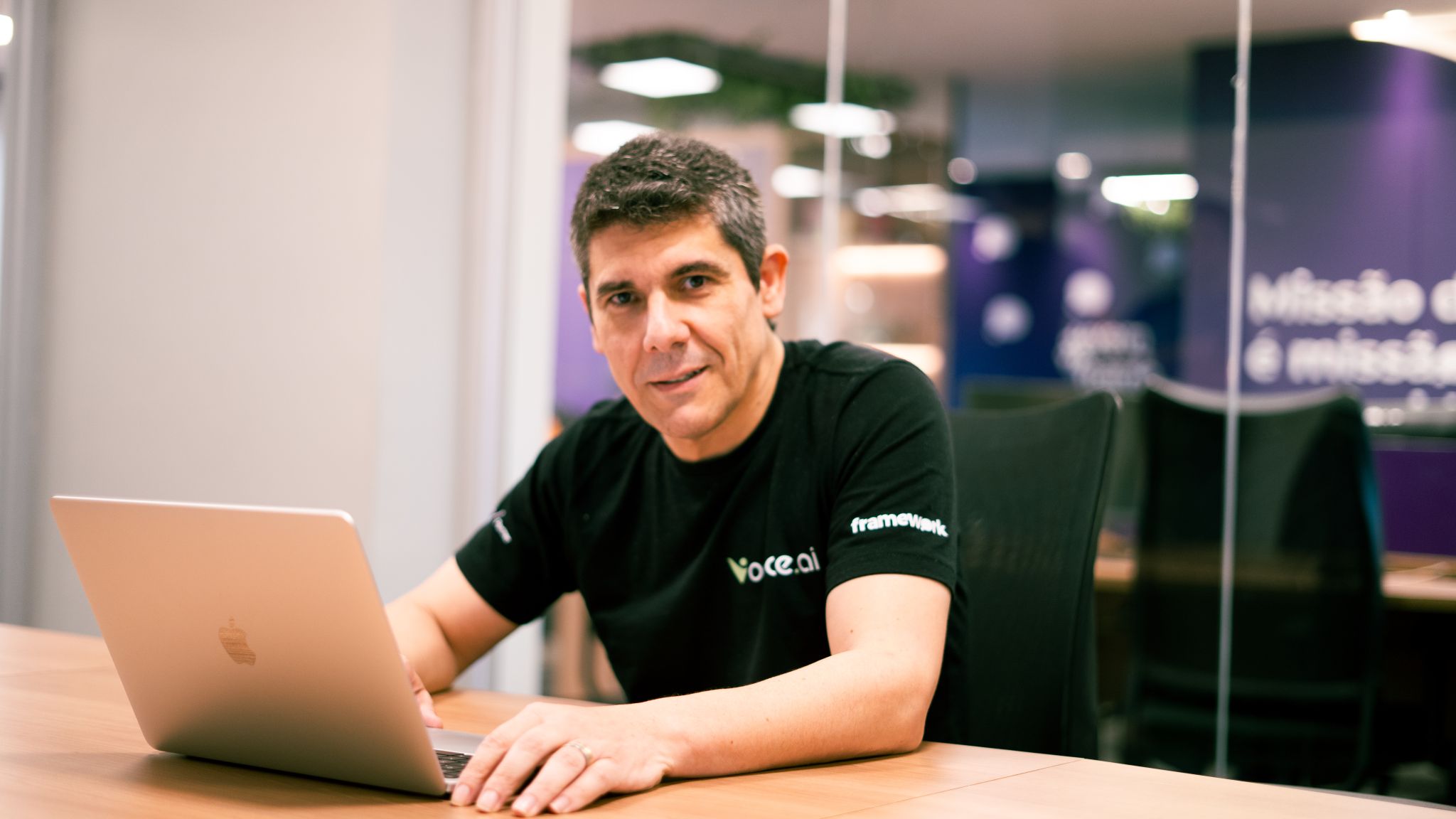 𝗦𝗺𝗮𝗹𝗹 𝗟𝗮𝗻𝗴𝘂𝗮𝗴𝗲 𝗠𝗼𝗱𝗲𝗹𝘀 x 𝗟𝗮𝗿𝗴𝗲 𝗟𝗮𝗻𝗴𝘂𝗮𝗴𝗲 𝗠𝗼𝗱𝗲𝗹𝘀