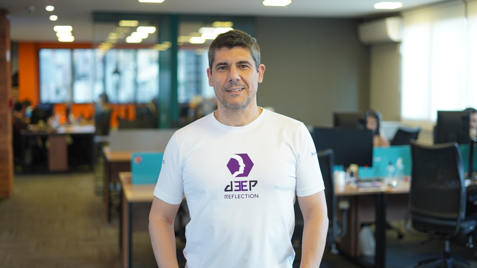 Deep Reflection – An AI that Replicates the Human Mind